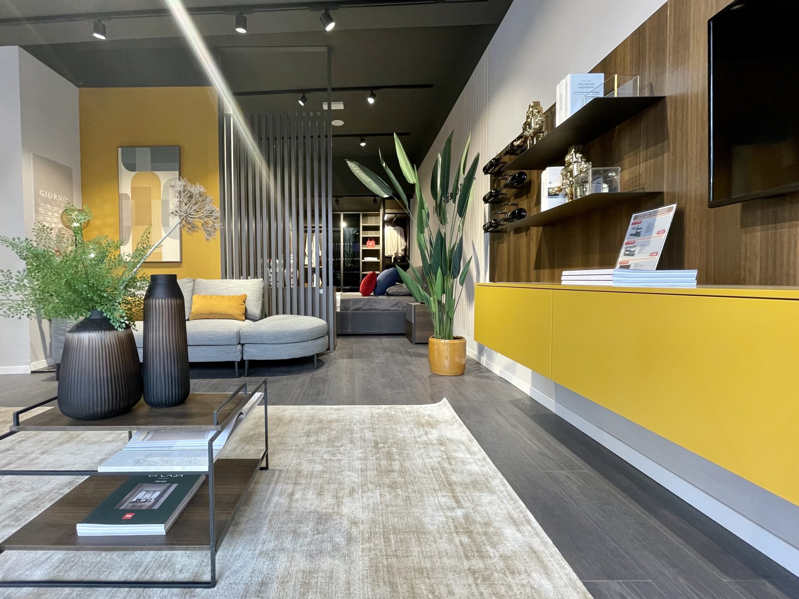 17 new monobrand store inaugurations between May and October 2022